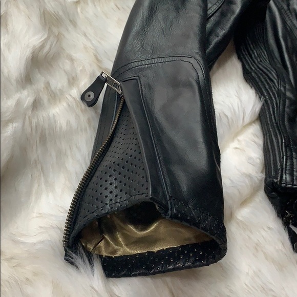 Riot Women’s Leather Jacket - Picture 7 of 8